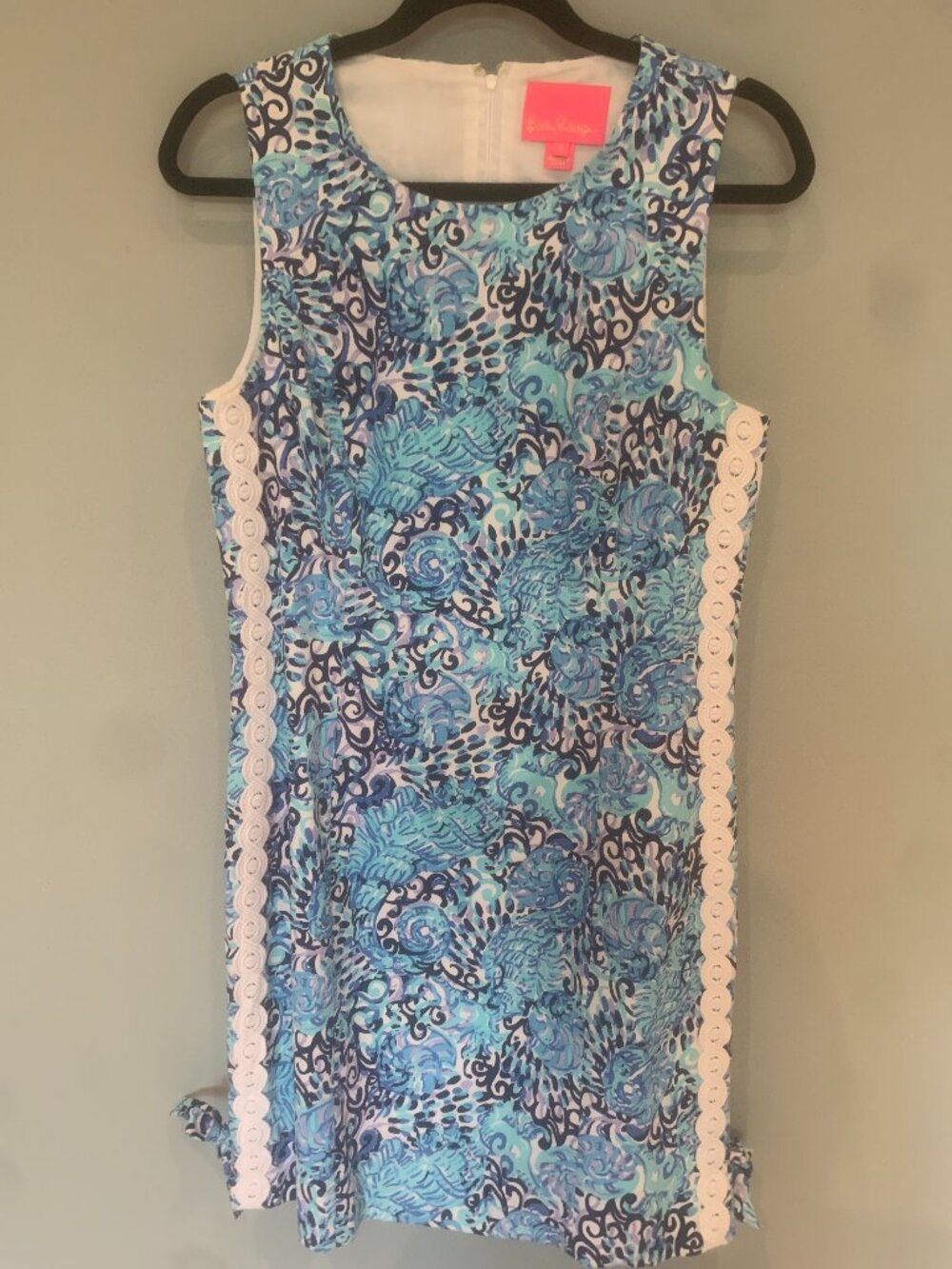 LILLY PULITZER SHIFT DRESS sz. 8 excellent condition